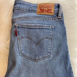 Levi 711 skinny Jean